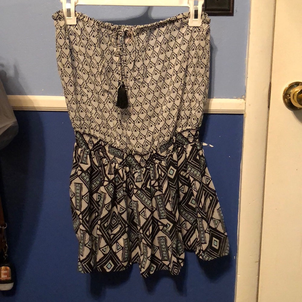 Victoria’s Secret strapless beach cover up